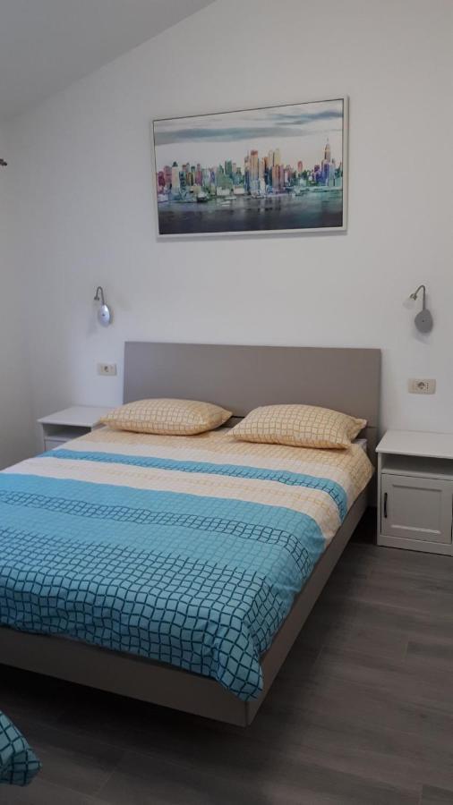 Vila Veronika 2 Pula Dış mekan fotoğraf