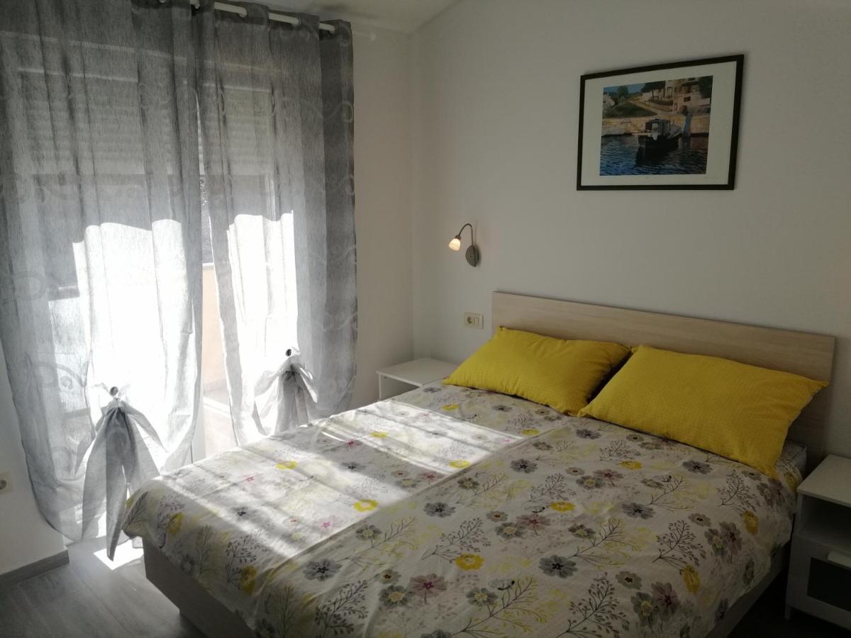 Vila Veronika 2 Pula Dış mekan fotoğraf