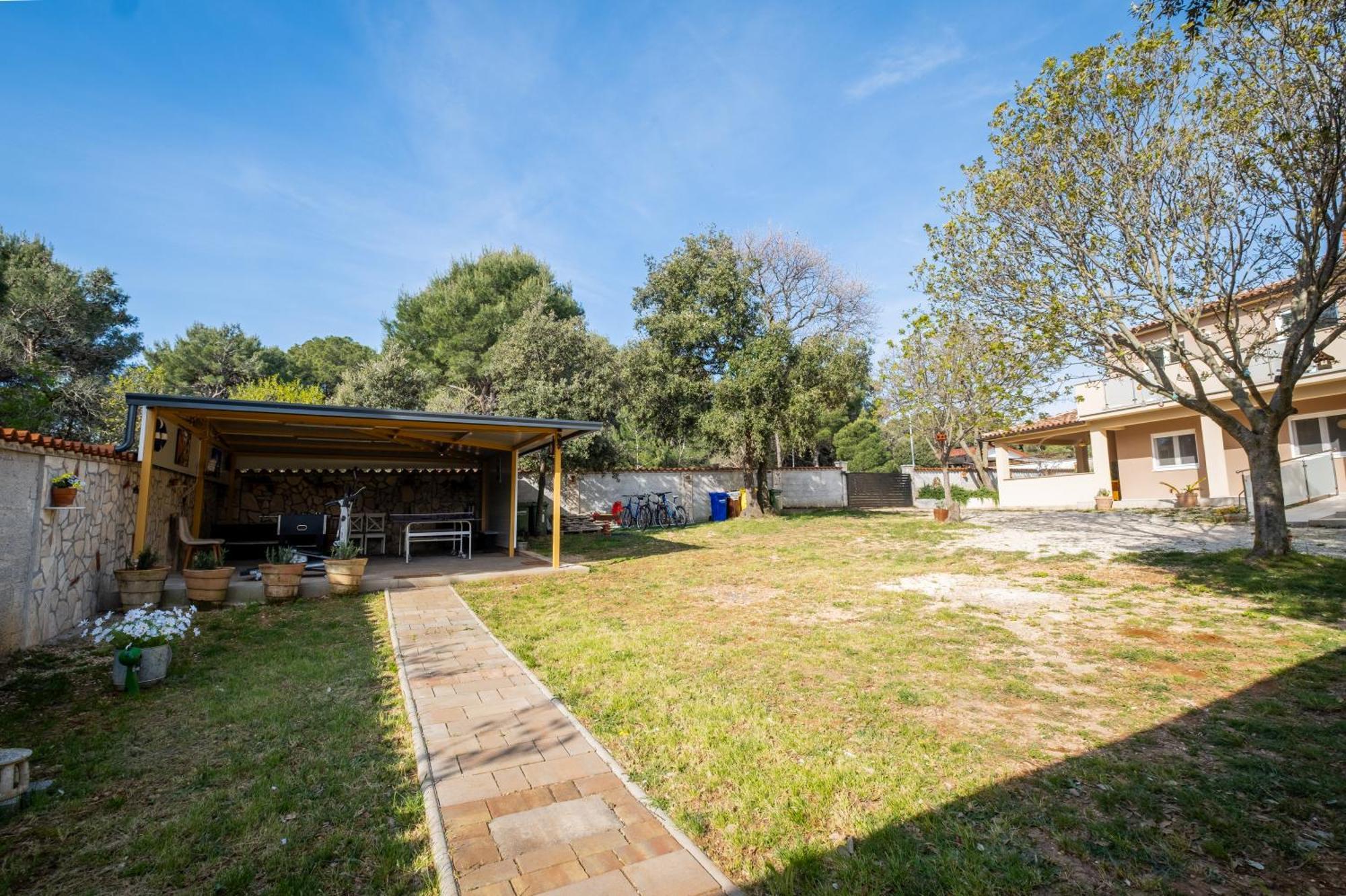 Vila Veronika 2 Pula Dış mekan fotoğraf